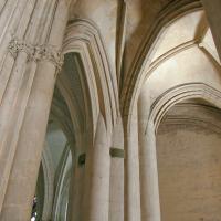 Cathédrale Saint-Pierre-Saint-Paul de Troyes - Interior, narthex, vaults on south side