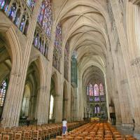 Cathédrale Saint-Pierre-Saint-Paul de Troyes - Interior, north nave elevation looking east