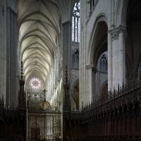 Cathédrale Notre-Dame de Amiens - Interior, choir stalls in the chevet looking west
