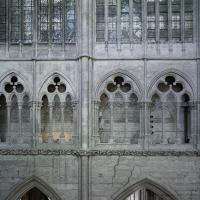 Cathédrale Notre-Dame de Amiens - Interior, south transept, west elevation from triforium level