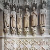Cathédrale Notre-Dame de Amiens - Exterior, western frontispiece, north portal, south jamb figures and quatrefoils