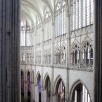 Cathédrale Notre-Dame de Amiens - Interior, south chevel elevation from triforium level