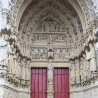 Cathédrale Notre-Dame de Amiens - Exterior, western frontispiece, south portal