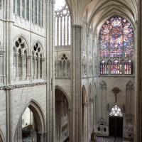 Cathédrale Notre-Dame de Amiens - Interior, south transept from triforium level