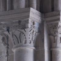 Église Notre-Dame d'Auvers-sur-Oise - Interior, chevet, apse, clerestory, vaulting shaft capital