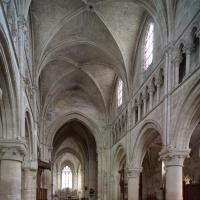 Église Notre-Dame d'Auvers-sur-Oise - Interior, nave looking southeast