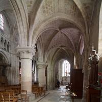 Église Notre-Dame d'Auvers-sur-Oise - Inteior, south nave aisle looking east