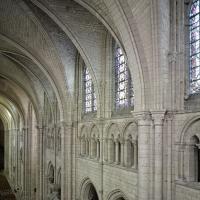 Cathédrale Saint-Étienne de Sens - Interior, chevet upper parts looking northwest from triforium level