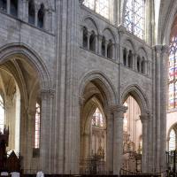 Cathédrale Saint-Étienne de Sens - Inteiror, chevet looking southwest
