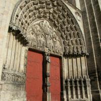 Cathédrale Saint-Étienne de Sens - Exterior, western frontispiece, center portal