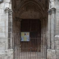 Église Notre-Dame de Villeneuve-sur-Yonne - Exterior, south nave portal