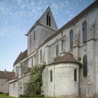 Église Notre-Dame de Voulton - Exterior, south aisle chapel, chevet and crossing tower