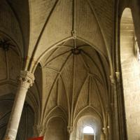 Église Saint-Serge d'Angers - Interior, south nave aisle