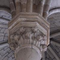 Église Saint-Serge d'Angers - Interior, chevet, north arcade, pier capital