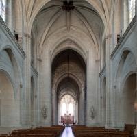 Église Saint-Serge d'Angers - Interior, nave elevation looking east
