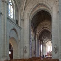 Église Saint-Serge d'Angers - Interior, north nave elevation looking east