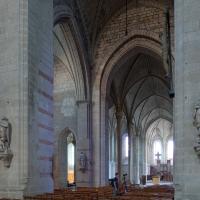 Église Saint-Serge d'Angers - Interior, crossing and chevet from nave