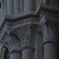 Église Saint-Denys d'Arcueil - Interior, nave, south triforium, vaulting shaft capitals