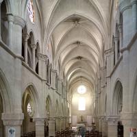 Église Saint-Denys d'Arcueil - Interior, nave, looking east