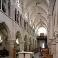 Église Saint-Denys d'Arcueil - Interior, chevet looking southwest towards nave