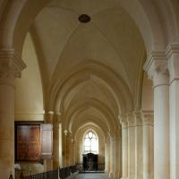 Église Saint-Eusèbe d'Auxerre - Interior, north nave aisle looking west