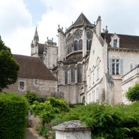 Cathédrale Saint-Étienne d'Auxerre - Exterior, chevet from east