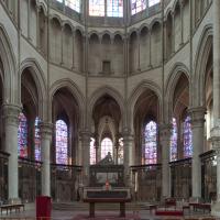 Cathédrale Saint-Étienne d'Auxerre - Interior, chevet, hemicycle. arcade and triforium