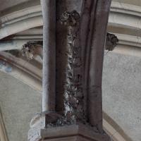 Cathédrale Saint-Étienne d'Auxerre - Interior, chevet, ambulatory, axial chapel entrance, freestanding shaft, detail