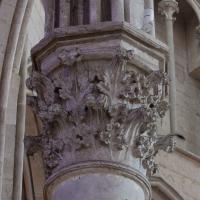 Cathédrale Saint-Étienne d'Auxerre - Interior, chevet, hemicycle, arcade, pier capital