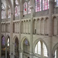 Cathédrale Saint-Étienne d'Auxerre - Interior,chevet, triforium level, looking southeast