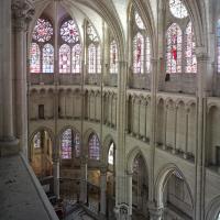 Cathédrale Saint-Étienne d'Auxerre - Interior, chevet, clerestory level looking southeast