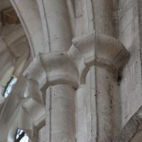 Église Saint-Germain d'Auxerre - Interior, nave, south clerestory, vaulting shaft capitals