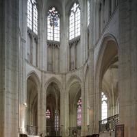 Église Saint-Germain d'Auxerre - Interior, chevet looking southeast from crossing