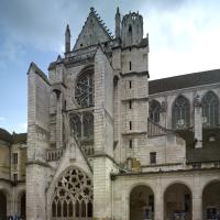 Église Saint-Germain d'Auxerre - Exterior, north transept and nave elevation from cloister