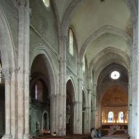 Église Saint-Lazare d'Avallon - Interior, nave elevation looking east