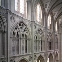 Cathédrale Notre-Dame de Bayeux - Interior, south chevet elevation from triforium level
