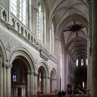 Cathédrale Notre-Dame de Bayeux - Interior, north nave elevation