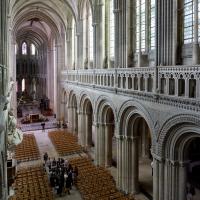Cathédrale Notre-Dame de Bayeux - Interior, south nave elevation