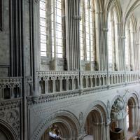 Cathédrale Notre-Dame de Bayeux - Interior, north nave elevation