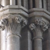Cathédrale Notre-Dame de Bayeux - Interior, nave, north clerestory, window, shaft capitals