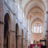 Collégiale Notre-Dame de Beaune - Interior, nave looking east