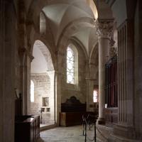 Collégiale Notre-Dame de Beaune - Interior, chevet, north ambulatory looking southeast