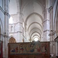 Collégiale Notre-Dame de Beaune - Interior, chevet looking west