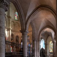 Église Saint-Laumer de Blois - Interior, south ambulatory aisle looking northeast