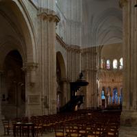 Église Saint-Laumer de Blois - Interior, north nave elevation looking east