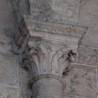 Église Saint-Laumer de Blois - Interior, south transept, south triforium, arcade, shaft capital