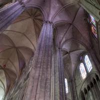Cathédrale Saint-Étienne de Bourges - Interior, chevet, inner ambulatory vaults