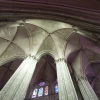 Cathédrale Saint-Étienne de Bourges - Interior, chevet, inner south ambulatory vaults