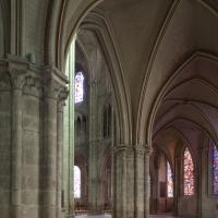 Cathédrale Saint-Étienne de Bourges - Interior, chevet, outer ambulatory 