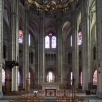 Cathédrale Saint-Étienne de Bourges - Interior, chevet, hemicycle looking east